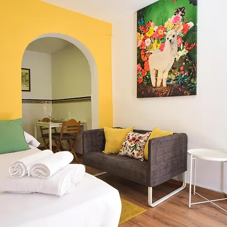 El Prado Historic Center Appartement Madrid Buitenkant foto