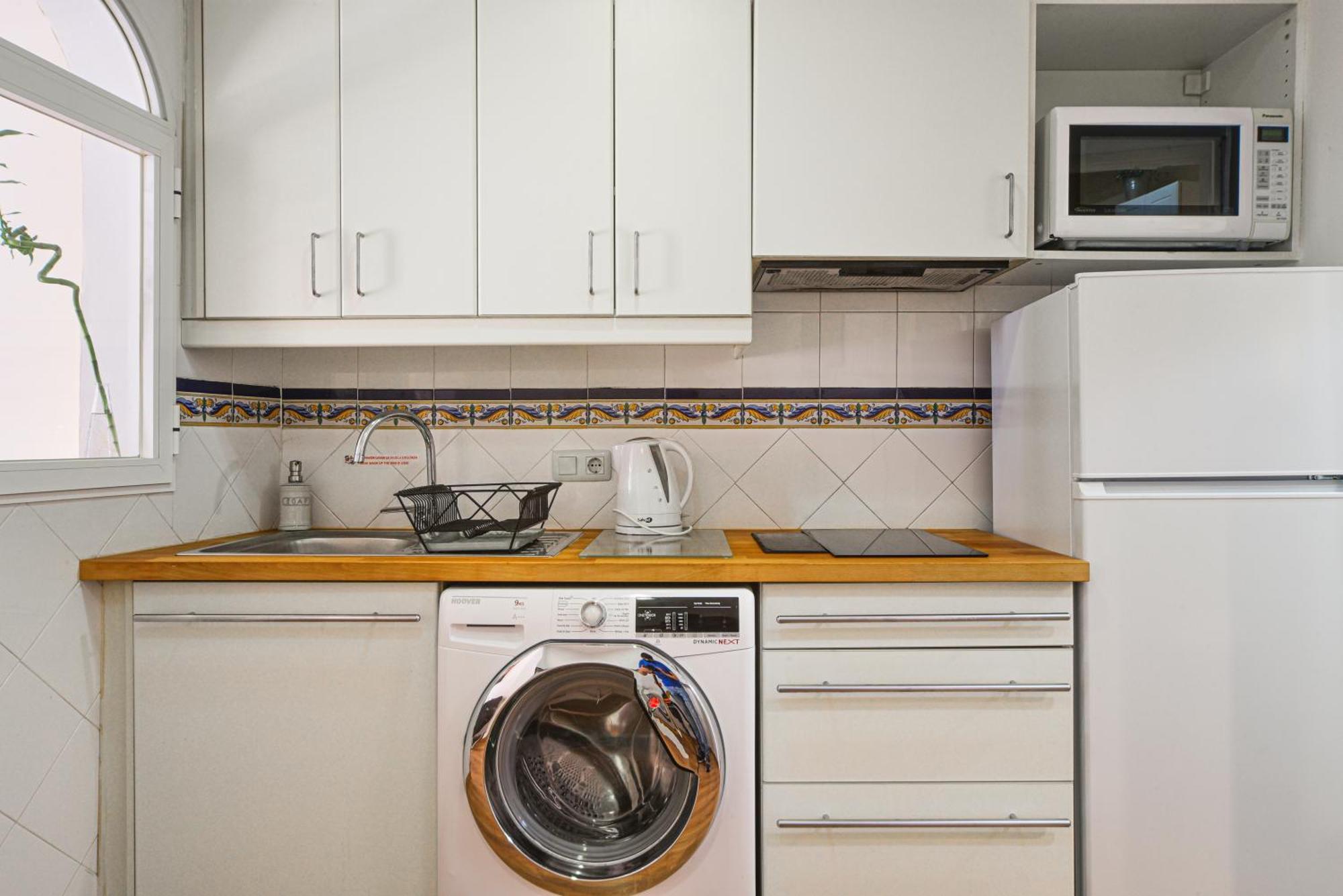 Apartament El Prado Historic Center Madrid